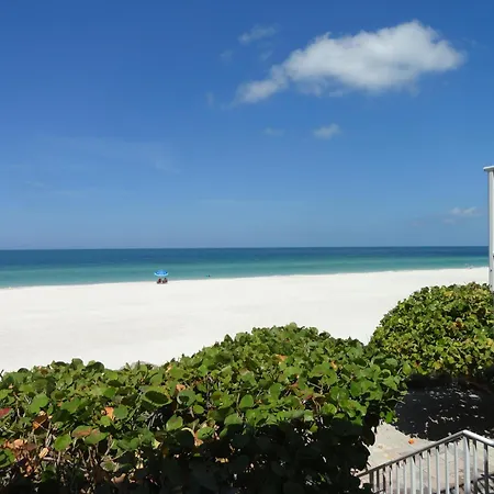 Beach House Resort 1